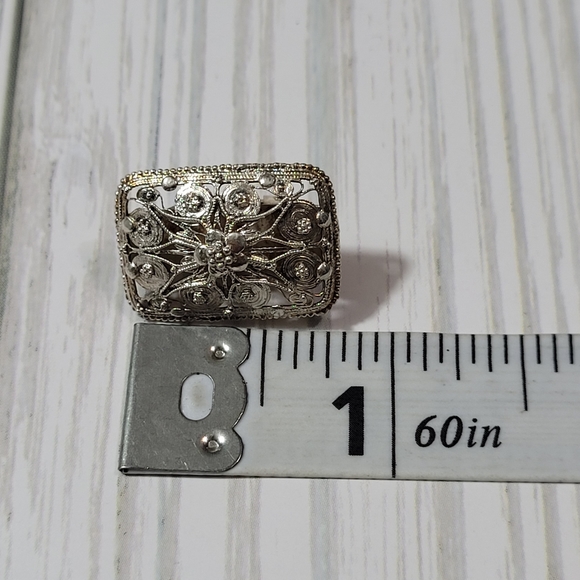Filigree Rectangular Earrings. - Picture 5 of 7